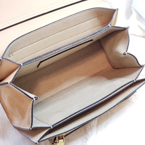 Givenchy Beige Crossbody Bag - Picture 11 of 16